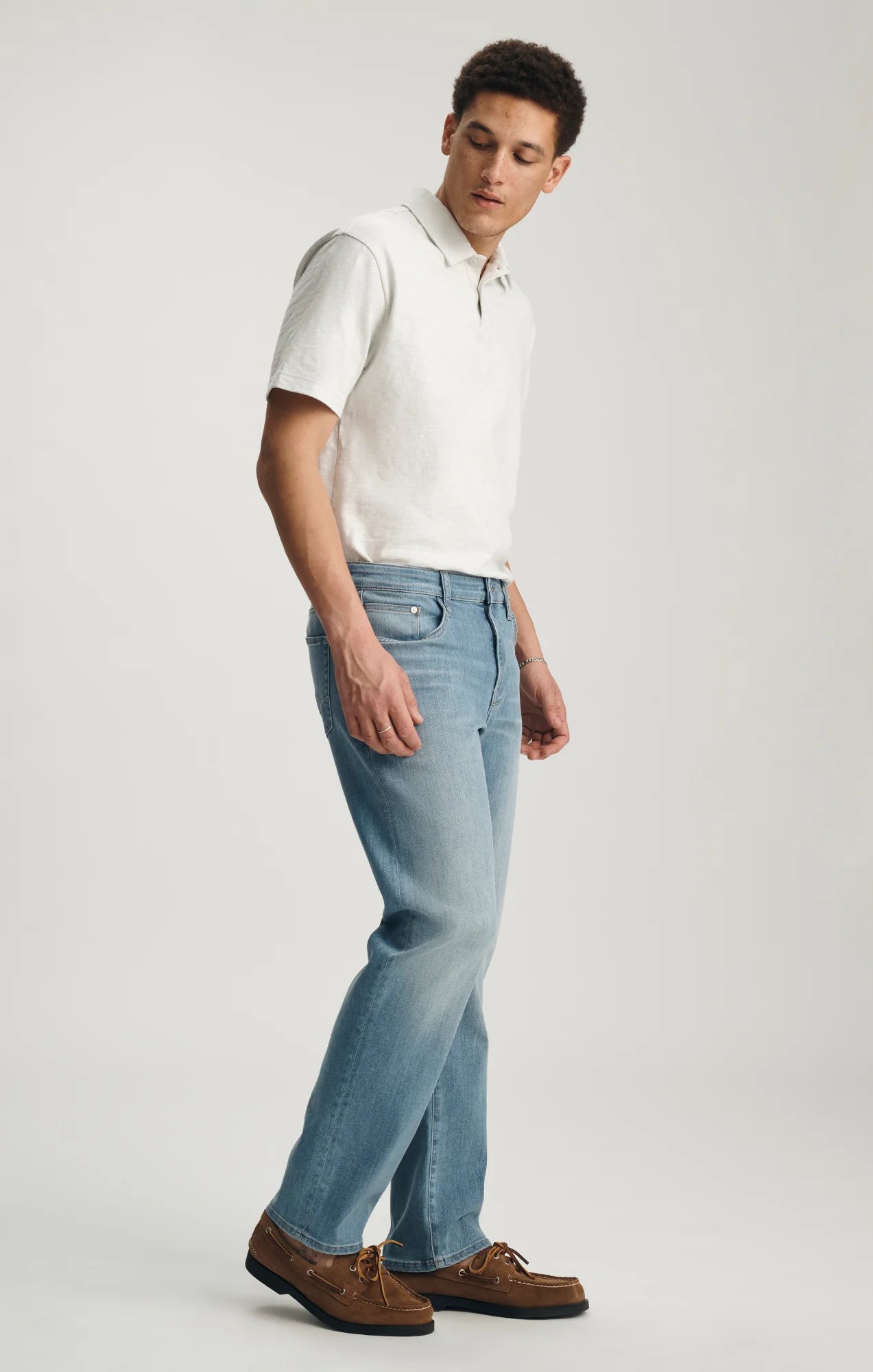 Zach Straight Leg Jeans Light Brushed Supermove