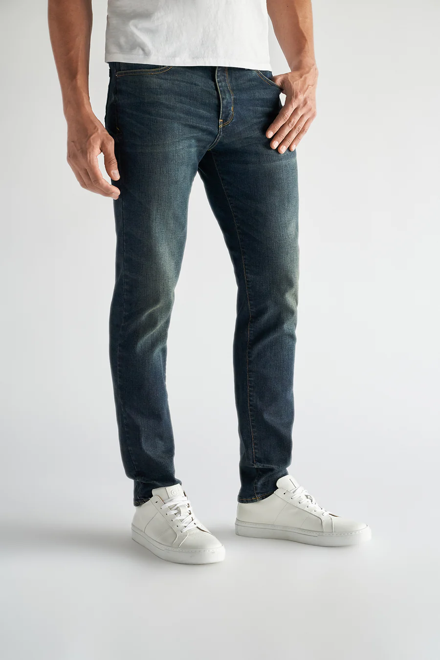 Devil Dog Slim Straight Jeans Moore