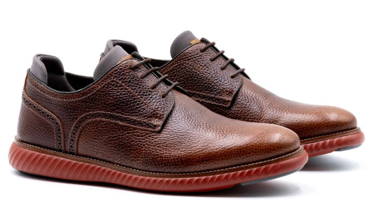 Martin Dingman Countryaire Plaintoe Pebble Water Buffalo Oak