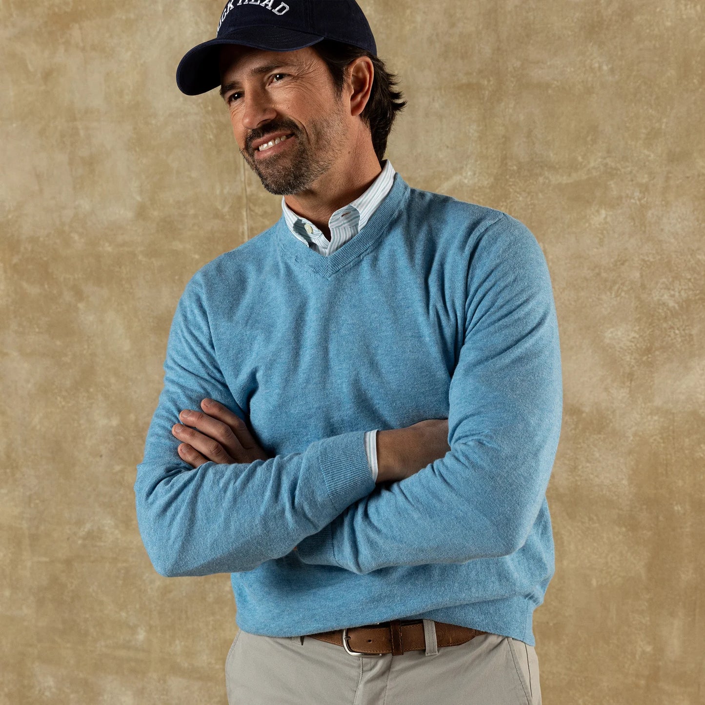 DUCK HEAD BUCKLEY JERSEY V-NECK SWEATER