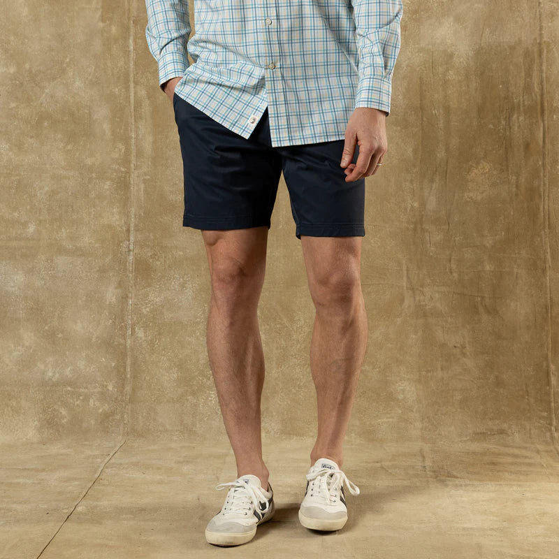 DUCK HEAD 8IN HARBOR PERFORMANCE SHORT NAVY