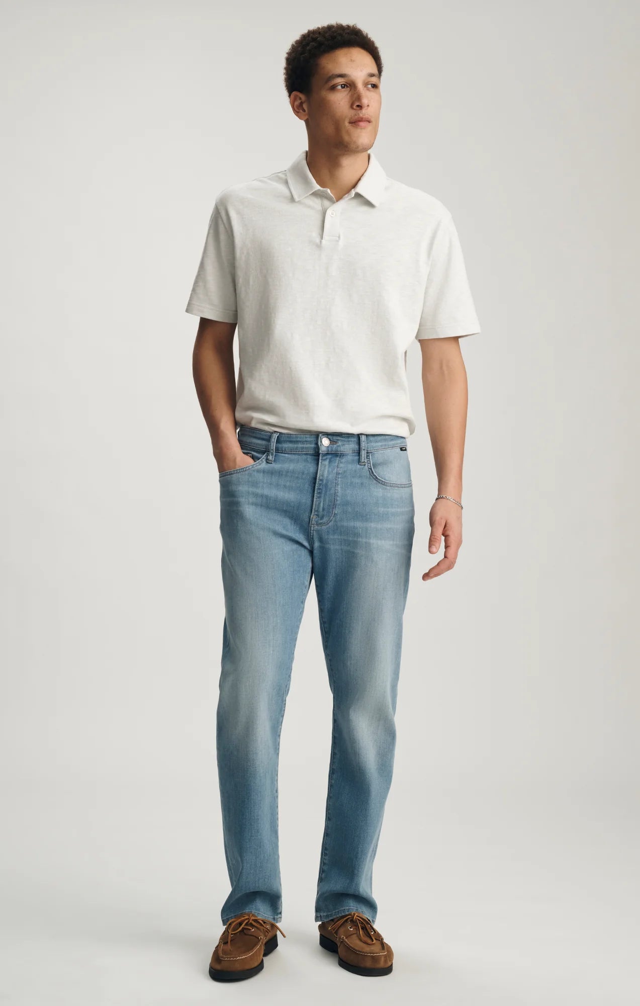 Zach Straight Leg Jeans Light Brushed Supermove